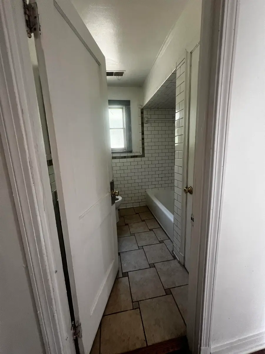 944 ALICE AVE, Memphis, TN 38106 - Image #3