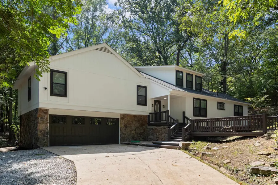 9345 ROCKY WOODS DR, Cordova, TN 38018 - Image #2