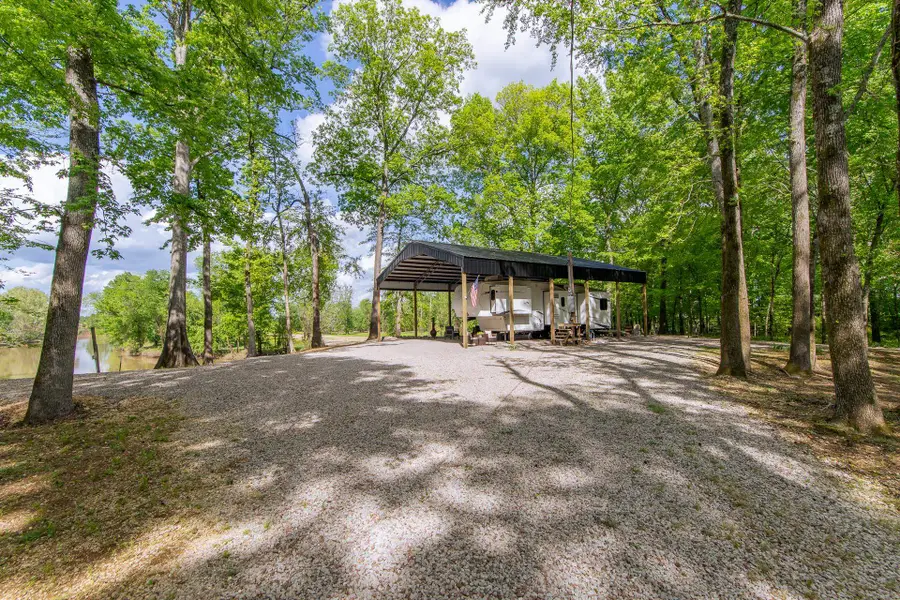 850 ELIZABETH LN, Savannah, TN 38372 - Image #3