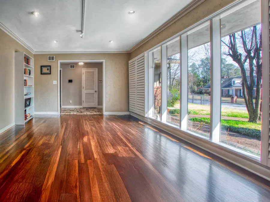 5680 N ANGELA RD, Memphis, TN 38120 - Image #3