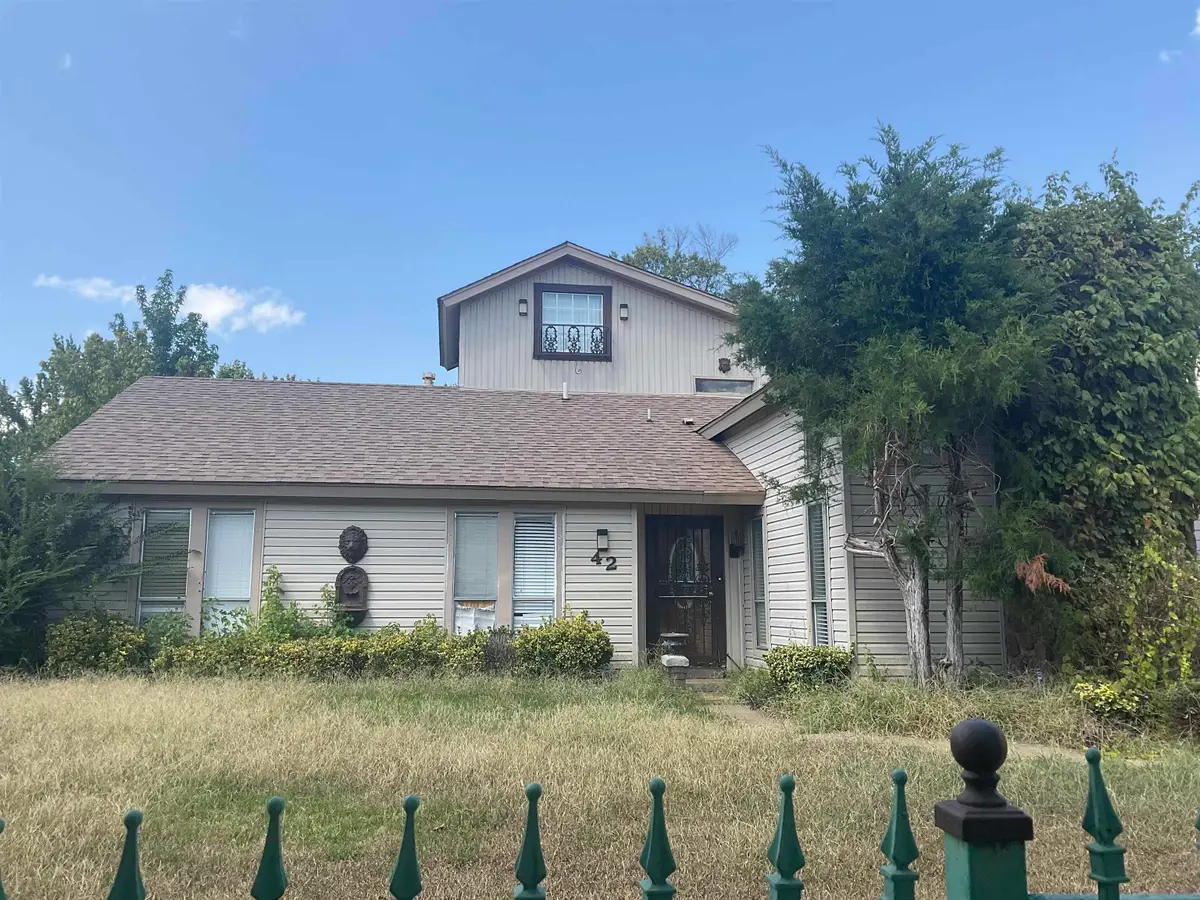 42 BONITA AVE, Memphis, TN 38109 - #1
