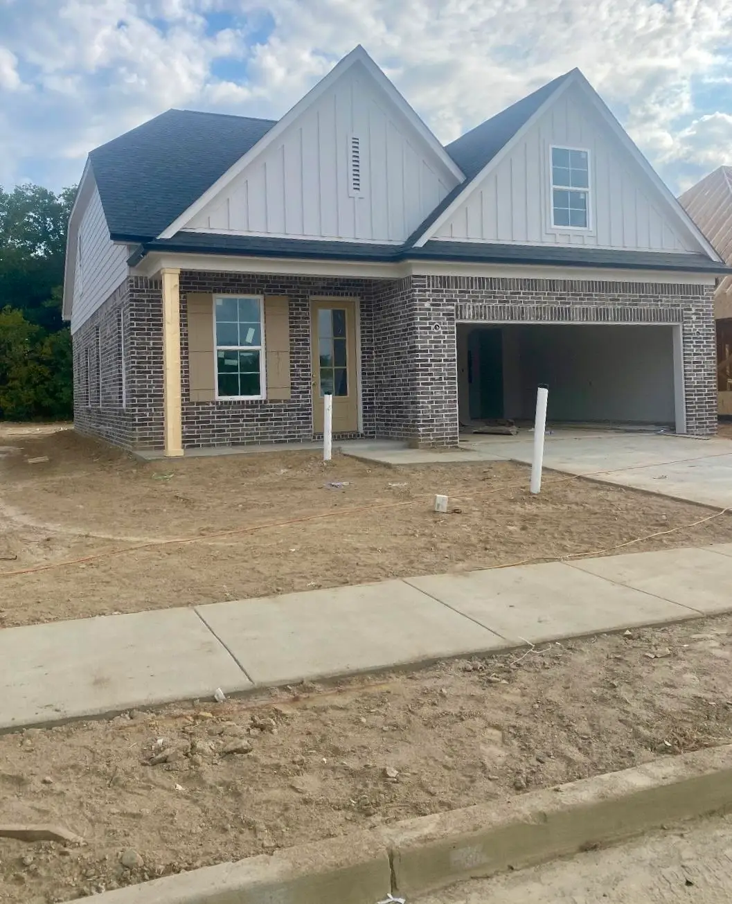 9744 N BLOOMINGTON CIR, Germantown, TN 38018 - #1