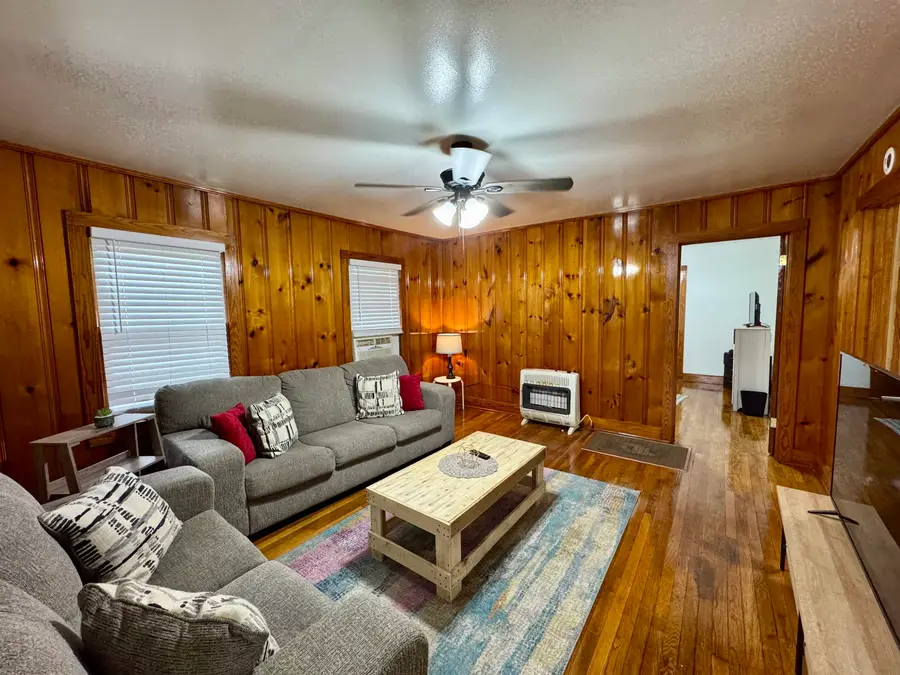 624 FYFE ST, Covington, TN 38019 - Image #2