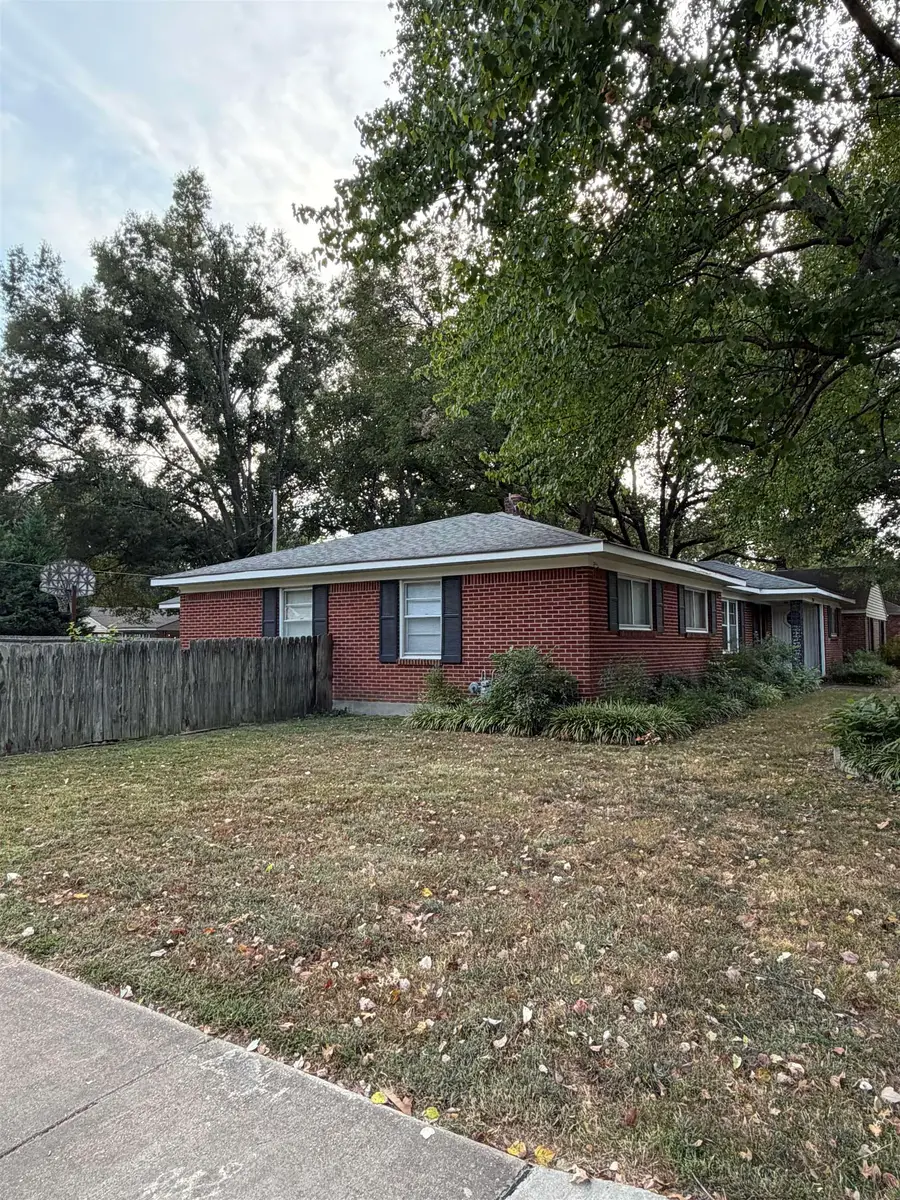 5137 WHITEHALL AVE, Memphis, TN 38117 - Image #2