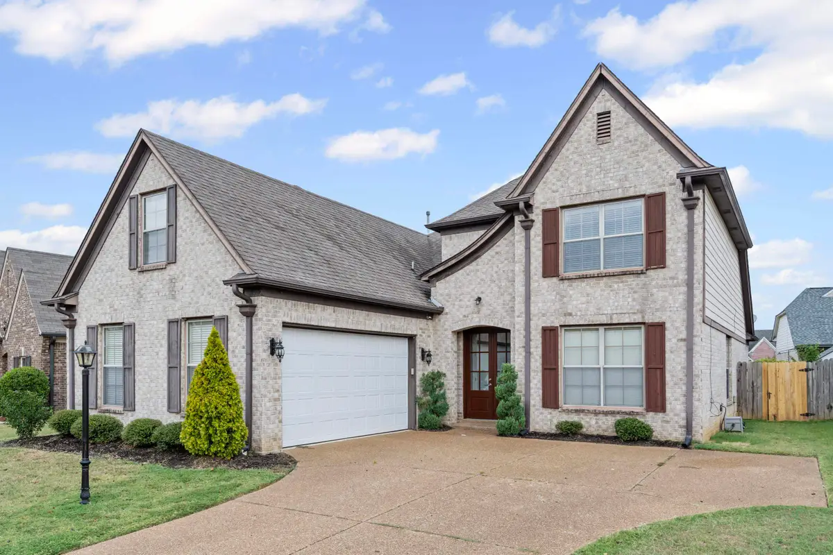 9712 WOODLAND CREEK LN, Cordova, TN 38018 - Image #1
