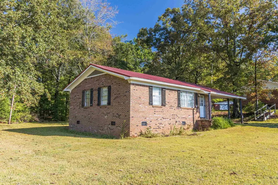 147 JONES ST, Selmer, TN 38375 - Image #3