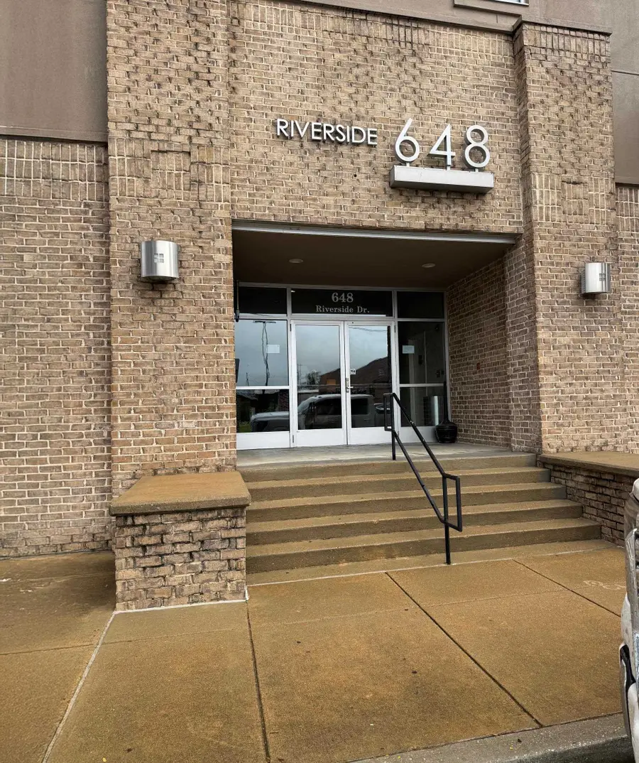 648 RIVERSIDE DR #309, Memphis, TN 38103 - Image #3