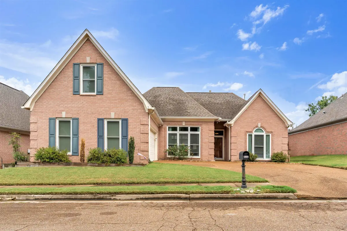 7494 S LINKS VIEW LN, Cordova, TN 38018 - Image #1