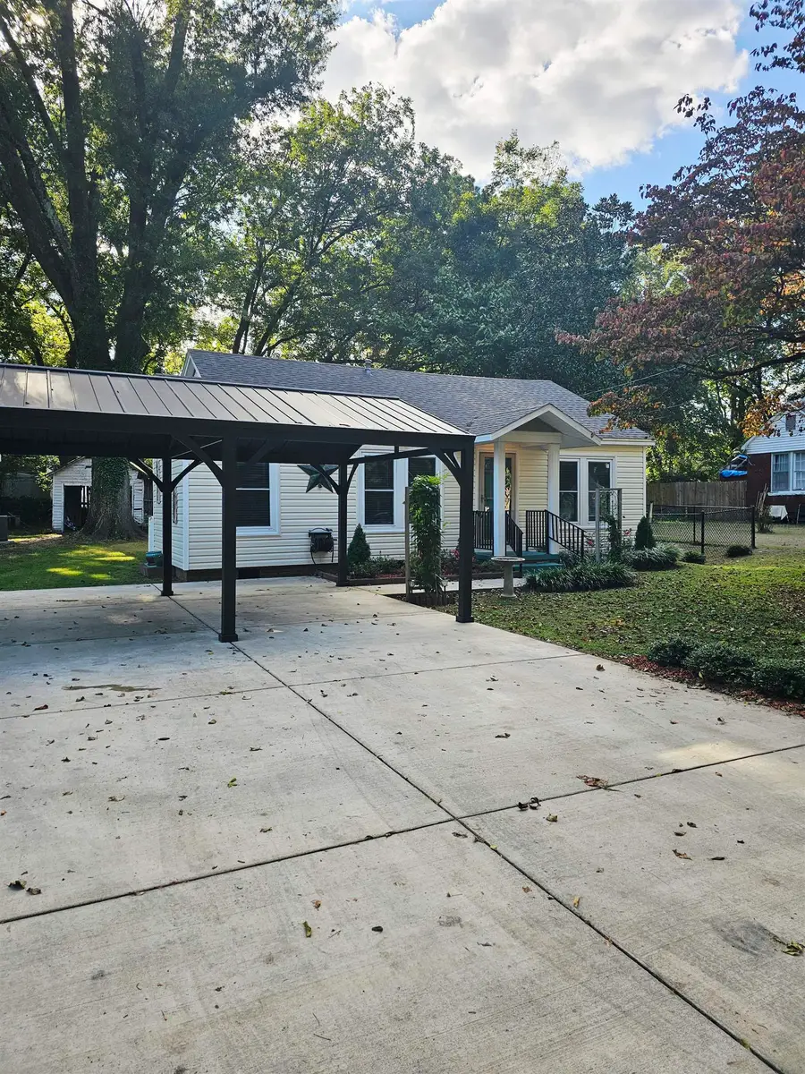 715 MAPLE ST S, Covington, TN 38019 - Image #2