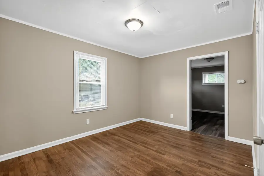 1563 W FLAMINGO RD, Memphis, TN 38117 - Image #2