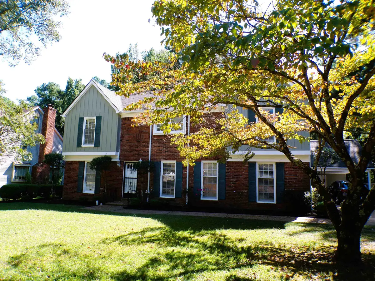 8325 FARMINGTON BLVD, Germantown, TN 38139 - Image #1