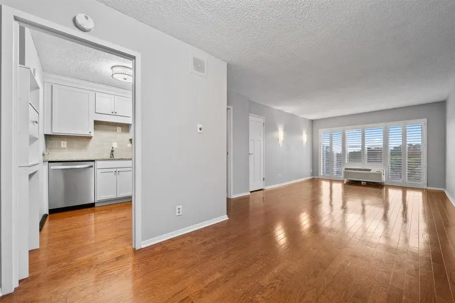 232 S HIGHLAND ST #905, Memphis, TN 38111 - Image #3