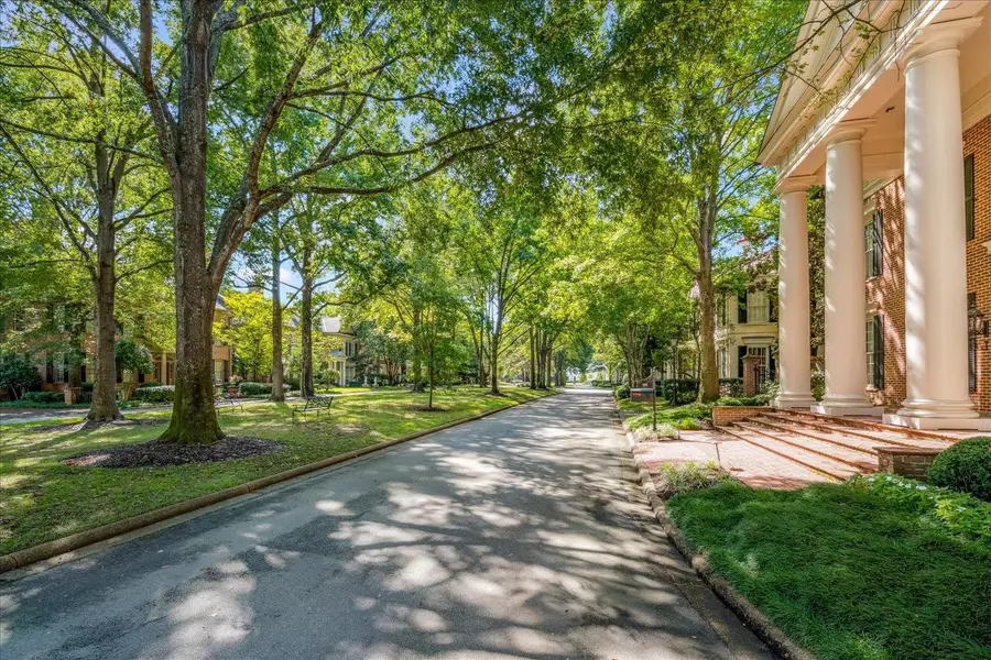 155 ASCOT PARK COMMON DR, Memphis, TN 38120 - Image #2