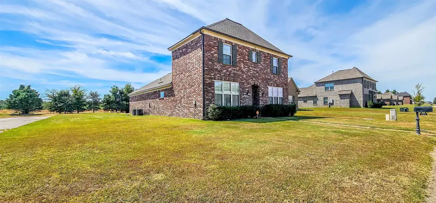 325 AZALEA DR, Somerville, TN 38068 - Image #2