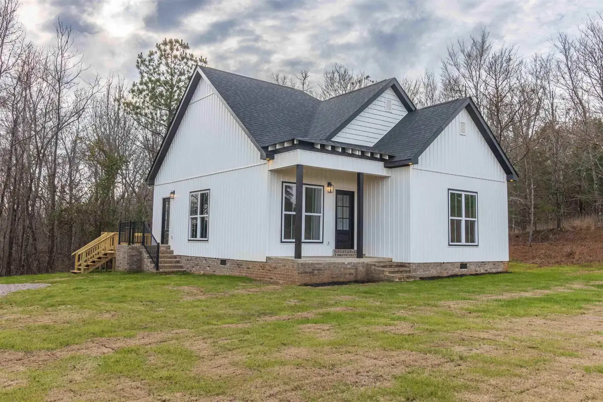 775 AIRPORT RD, Selmer, TN 38375 - Image #1