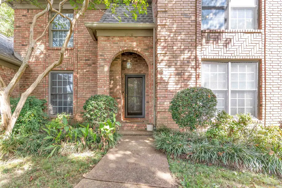 1520 WOOD FARMS DR, Cordova, TN 38016 - Image #2