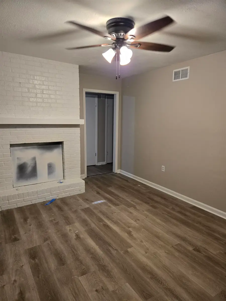 4378 SHADCREST DR, Memphis, TN 38128 - Image #3