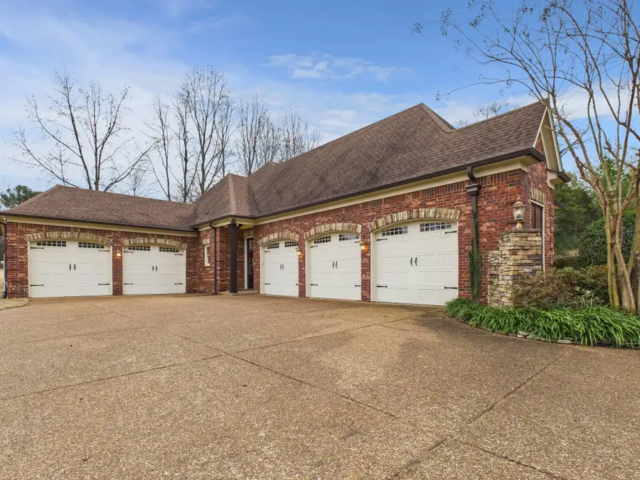 100 ASTON PARK DR, Eads, TN 38028 - Image #2