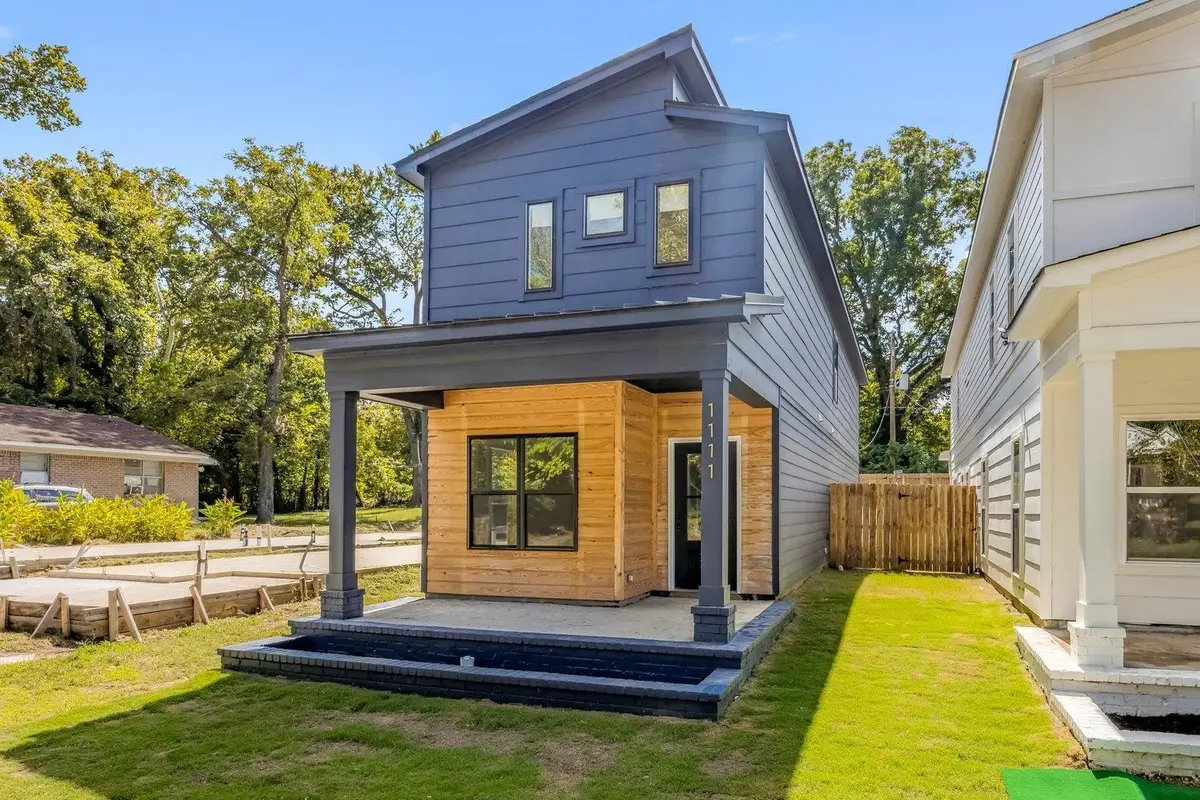 1111 WALKER AVE, Memphis, TN 38106 - Image #1