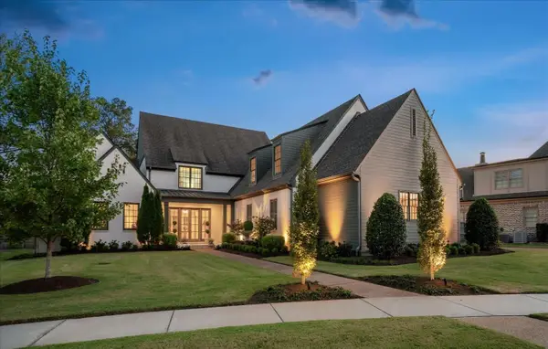 9071 WINSTON WOODS CIR N, Germantown, TN 38139