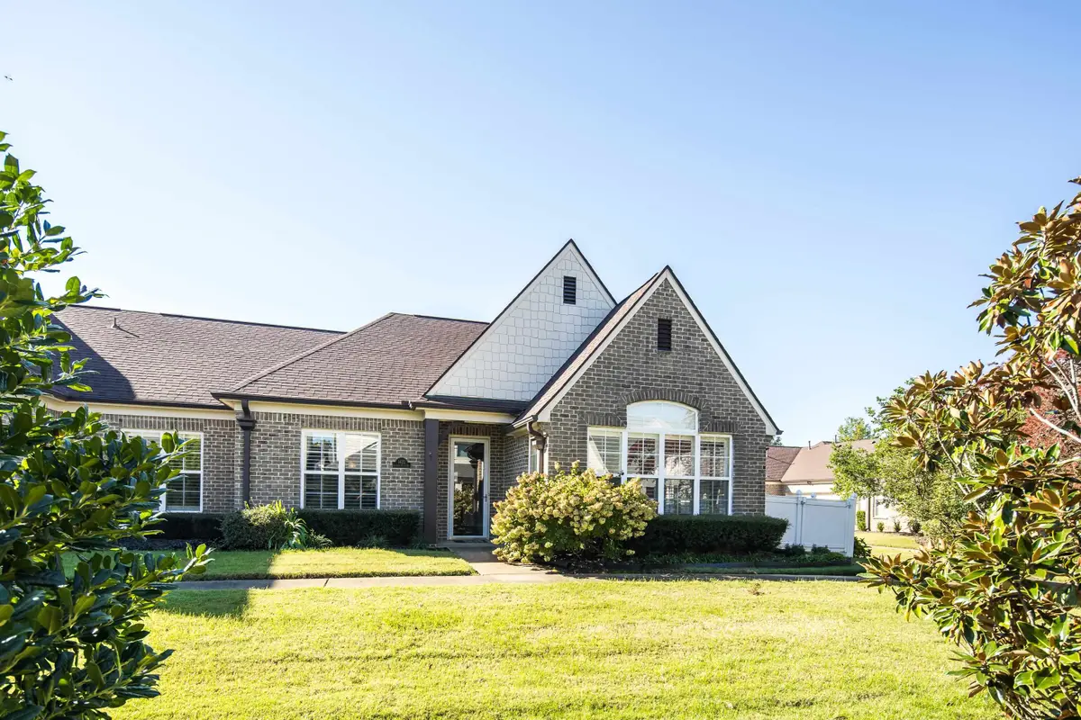 1422 CALUMET FARMS DR #7, Collierville, TN 38017 - Image #1
