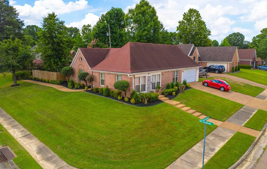 4419 BERKLEY WOODS DR, Memphis, TN 38125 - Image #3