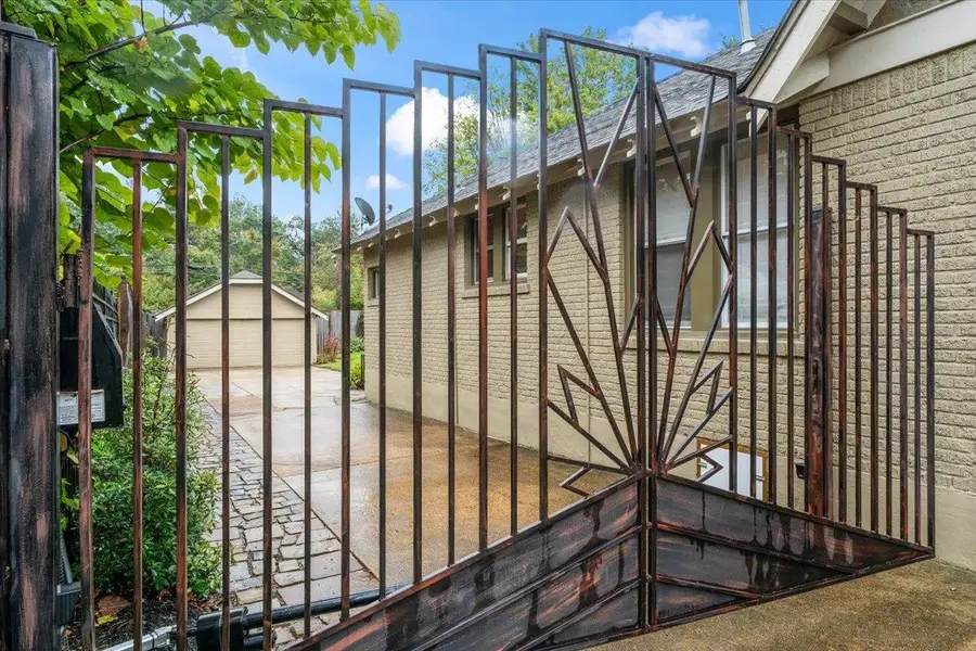 894 SHERIDAN ST, Memphis, TN 38107 - Image #2