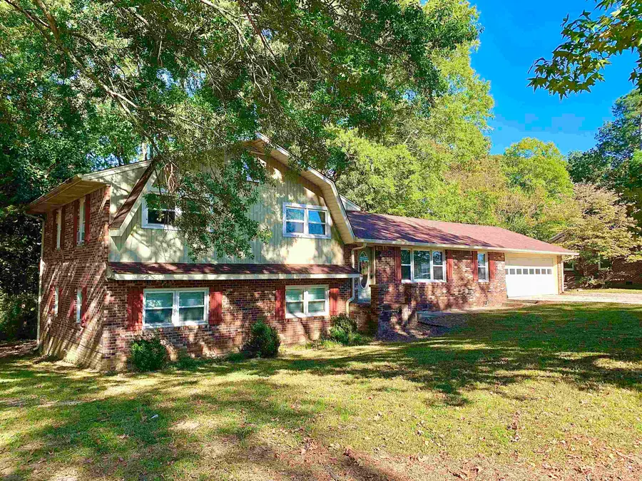 1038 LAKE ST, Bolivar, TN 38008-2408 - Image #2