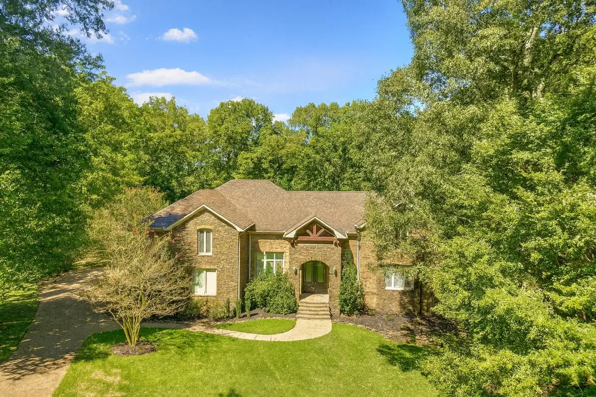 3365 BENTBROOKE CV, Lakeland, TN 38002 - #1