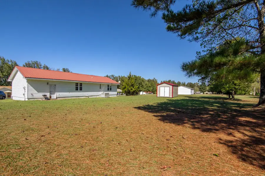 385 PAULINE DR, Adamsville, TN 38310 - Image #3