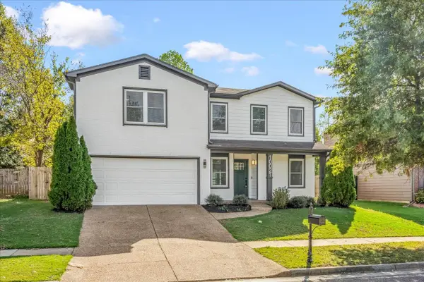 10021 BRANLEY OAK DR, Cordova, TN 38016