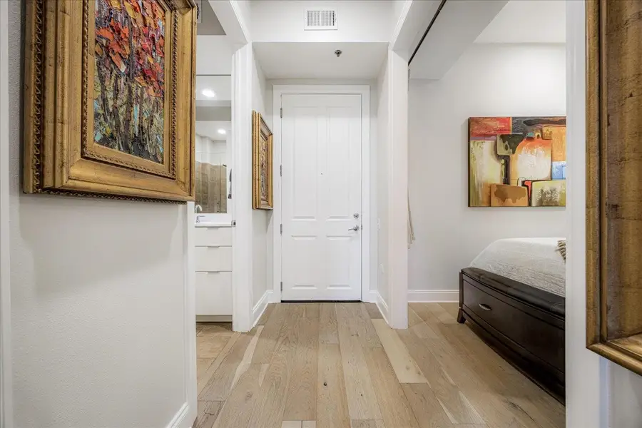 717 RIVERSIDE DR #207, Memphis, TN 38103 - Image #2