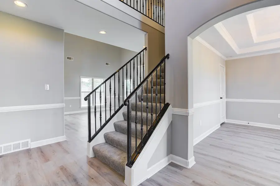 9695 WOODLAND CREEK LN, Cordova, TN 38018 - Image #2