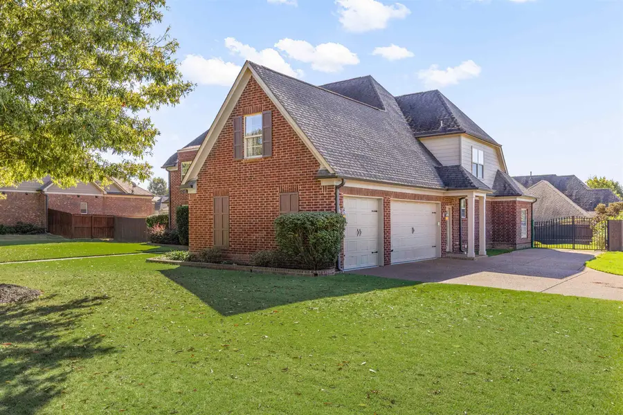 9267 CIELO DR, Germantown, TN 38138 - Image #2