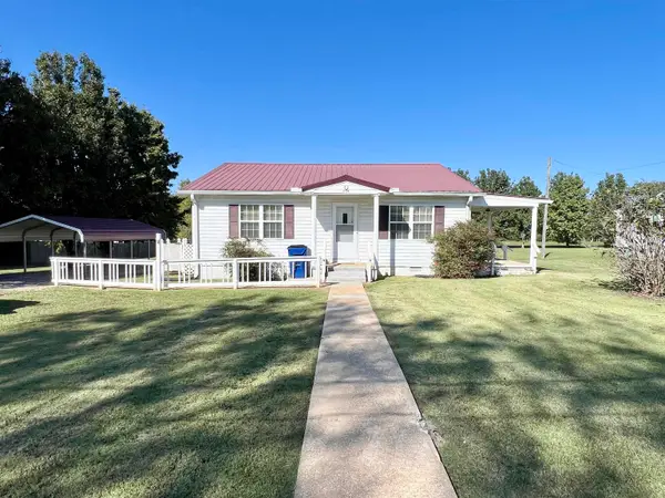 206 WILLOW DR, Adamsville, TN 38310-1944