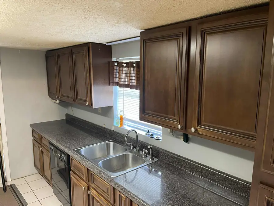 417 TENNESSEE ST, Savannah, TN 38372 - Image #2