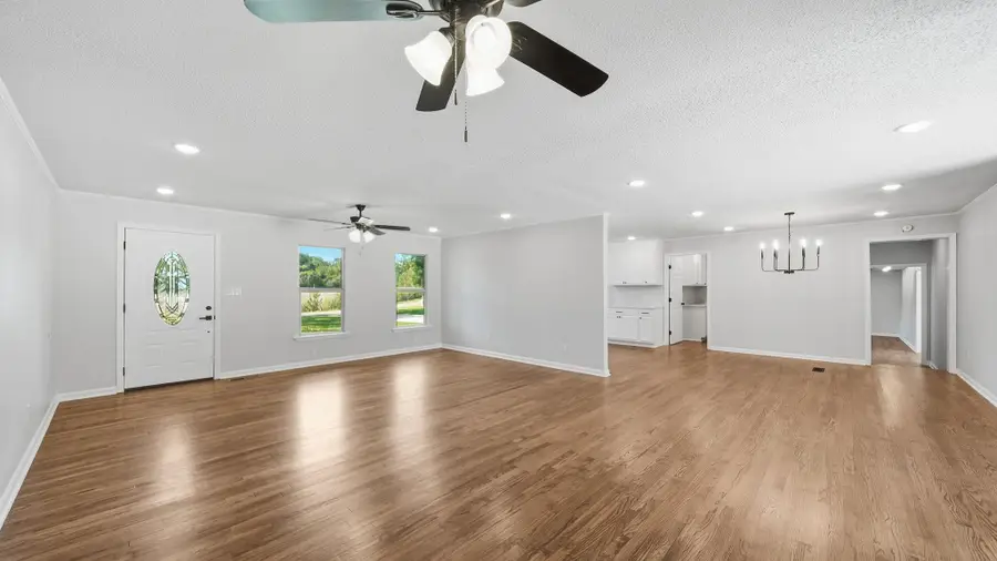 1324 DOUBLE BRIDGES RD, Munford, TN 38058 - Image #3