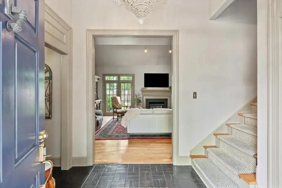 1630 E CLANLO DR, Memphis, TN 38104 - Image #3