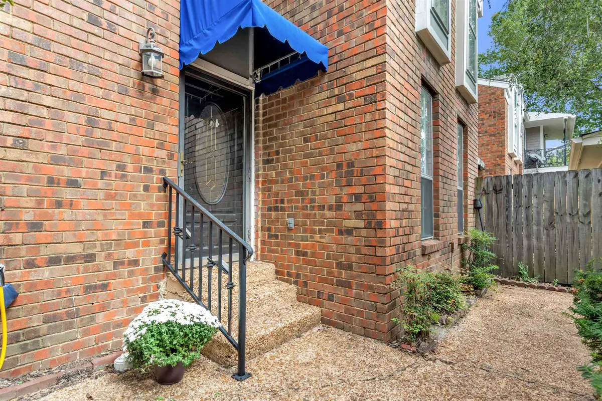 6942 AMBERLY RD, Memphis, TN 38119 - #1