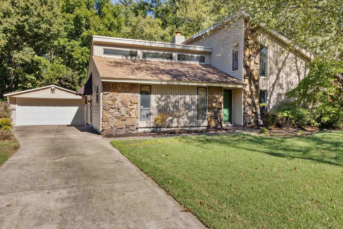 8130 SHALLOW GLEN TRL, Cordova, TN 38016 - Image #1