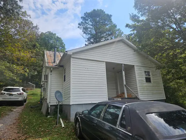 850 DEFEATED CREEK RD, Centerville, TN 37033