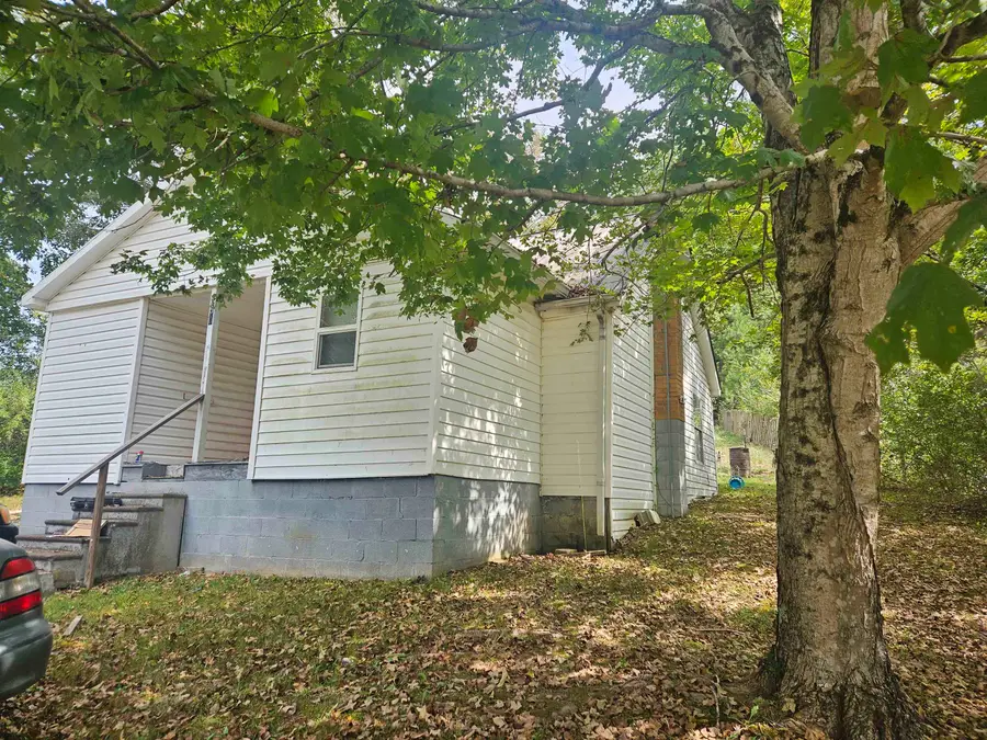 850 DEFEATED CREEK RD, Centerville, TN 37033 - Image #2