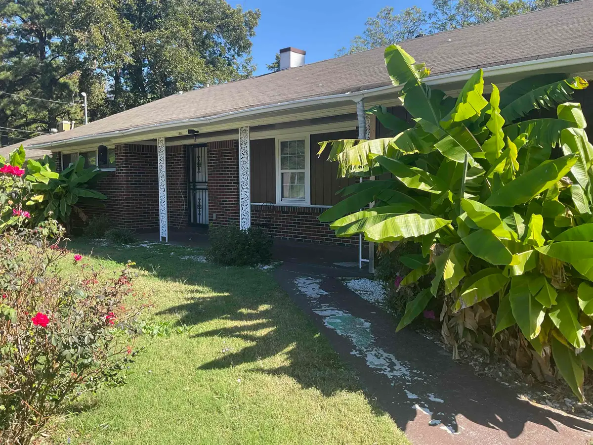 3038 OVERTON CROSSING RD, Memphis, TN 38127 - Image #1