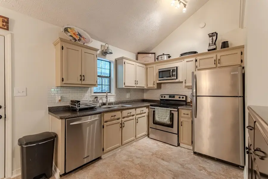 50 DELORES CV, Counce, TN 38326 - Image #2