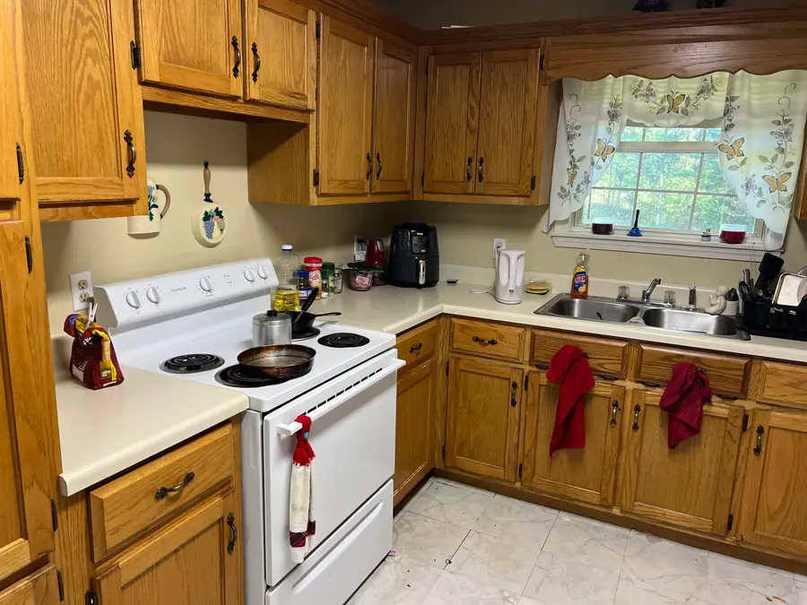 180 & 150 BURKS RD, Savannah, TN 38372 - Image #2