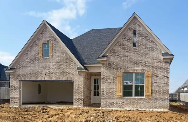 150 MISTY MEADOWS DR, Oakland, TN 38060