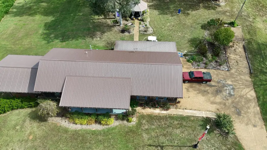 2890 NANCE BEND RD, Clifton, TN 38425 - Image #3