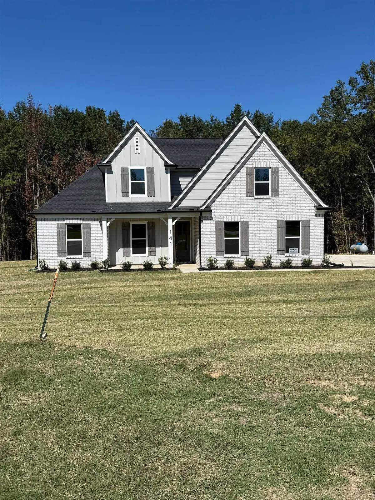 141 CENTERLINE ROPER LOOP, Byhalia, MS 38611 - Image #1