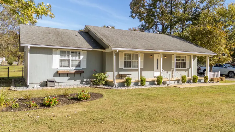 41 BARTLEY DR, Savannah, TN 38372 - Image #3