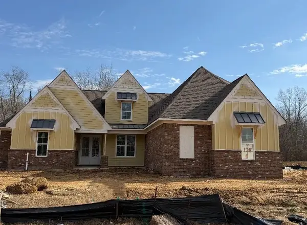 100 DRAKE DR, Piperton, TN 38017